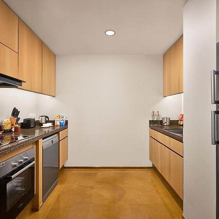 แกรนด์ ไฮแอท มุมไบ Hotel ภายนอก รูปภาพ A typical kitchen in a residential apartment