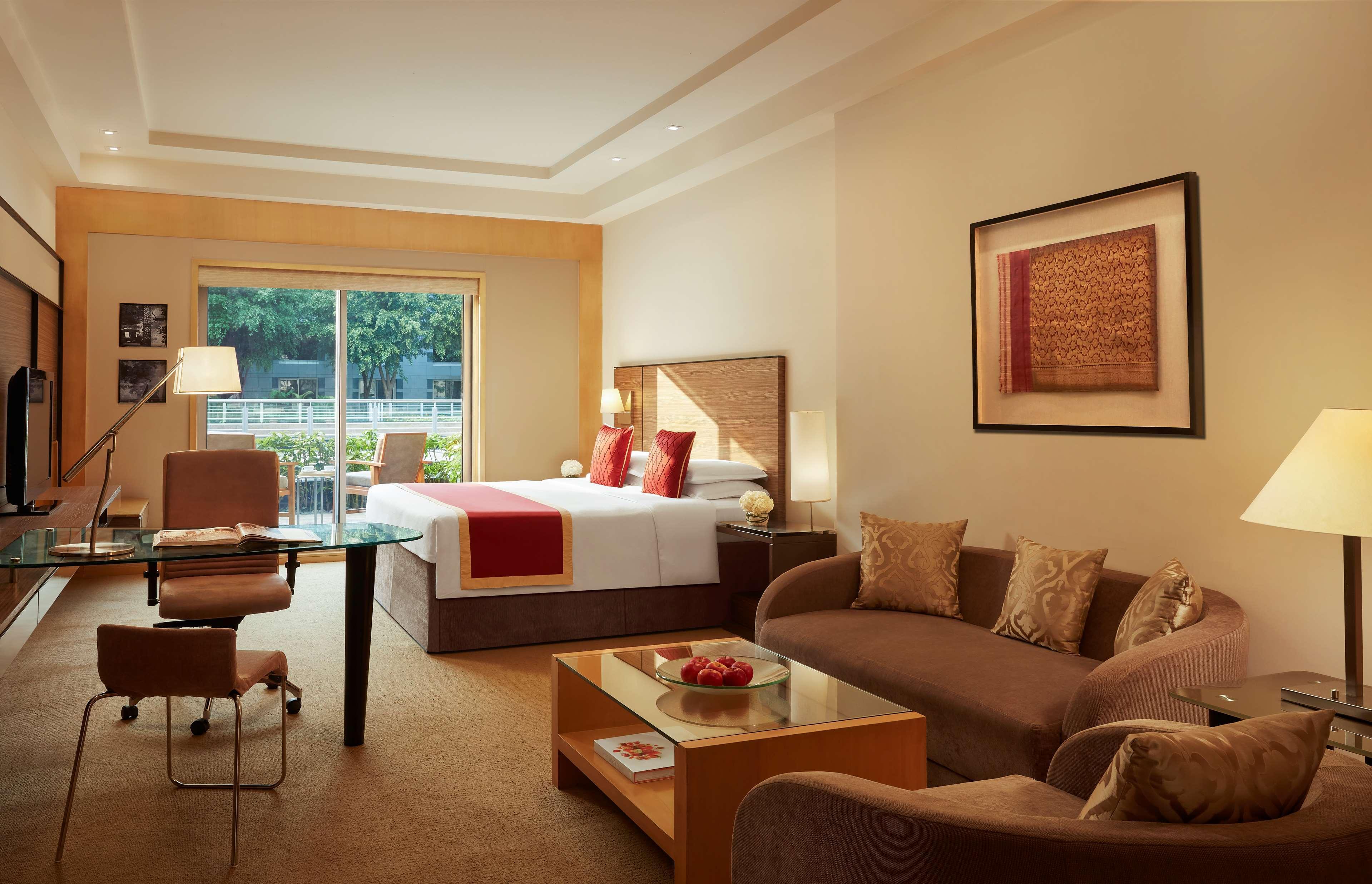 แกรนด์ ไฮแอท มุมไบ Hotel ภายนอก รูปภาพ A suite at the Taj Bengal