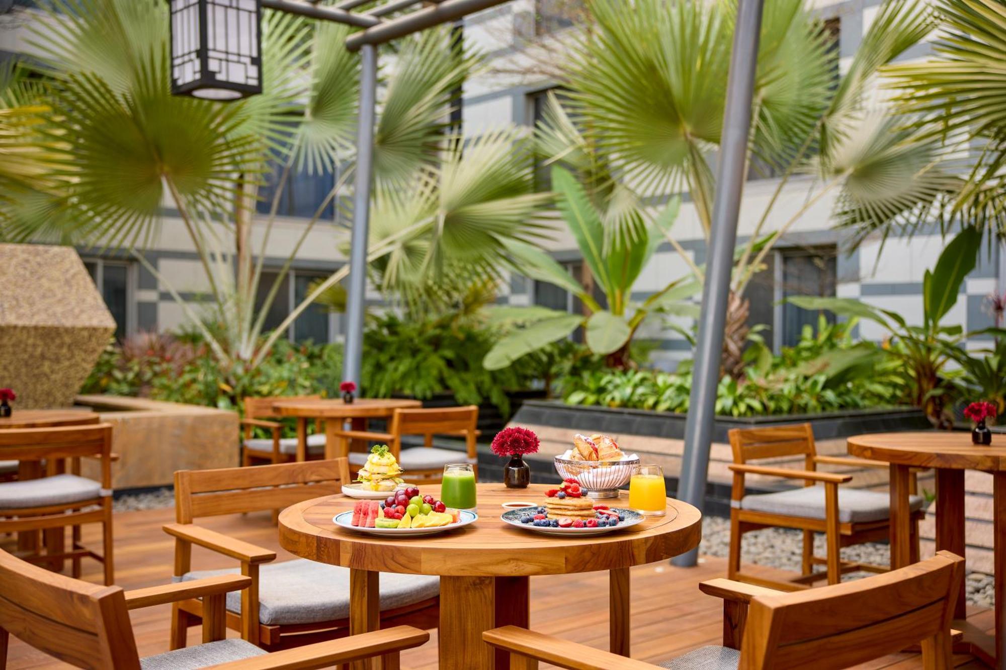 แกรนด์ ไฮแอท มุมไบ Hotel ภายนอก รูปภาพ The Terrace